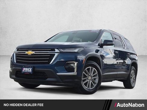 Used 2023 Chevrolet Traverse LT w/ LPO, Floor Liner Package AWD/4WD image 1