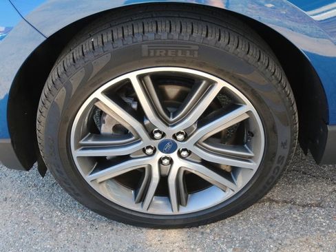 Used 2021 Ford Edge Titanium w/ Equipment Group 301A image 13