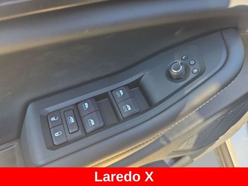 New 2025 Jeep Grand Cherokee L Laredo w/ Luxury Tech Group I RWD image 14