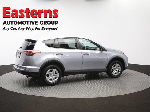 Used 2018 Toyota RAV4 LE w/ All Weather Liner Package FWD image 41
