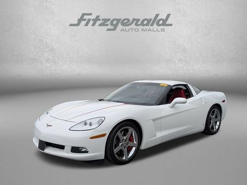 Used 2008 Chevrolet Corvette Coupe w/ Preferred Equipment Group RWD image 2
