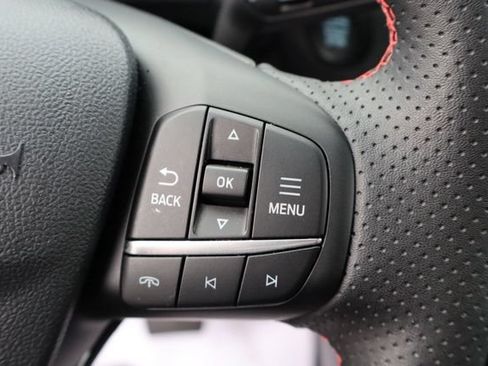 Used 2025 Ford Escape ST-Line Select AWD/4WD image 19