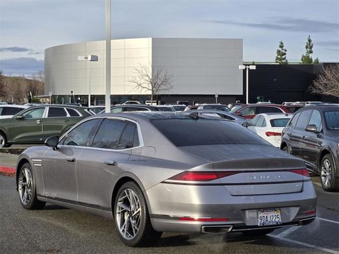 Used 2023 Genesis G90 3.5T image 6