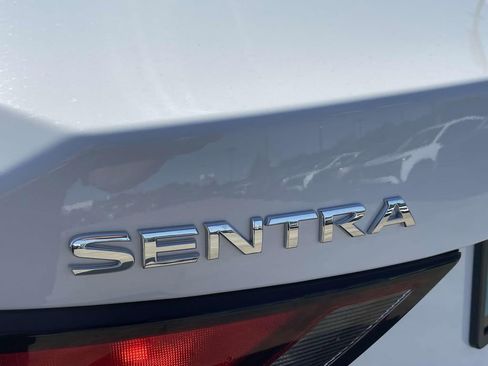 New 2025 Nissan Sentra SV image 9