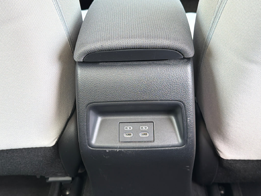 Used 2026 Toyota Corolla LE AWD/4WD image 15