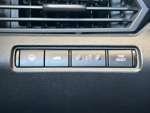 Used 2019 Nissan Altima 2.5 SL FWD image 30