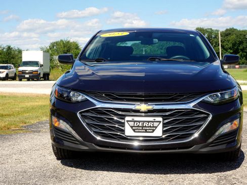 Used 2023 Chevrolet Malibu LT image 3