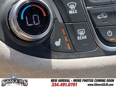 Used 2025 Chevrolet Malibu LT FWD image 55