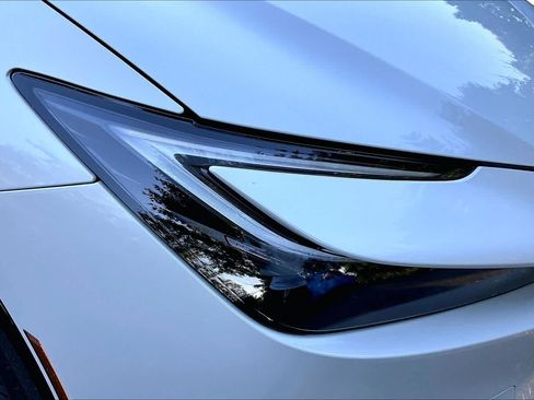 Certified 2026 Toyota Prius Plug-In Hybrid FWD image 25