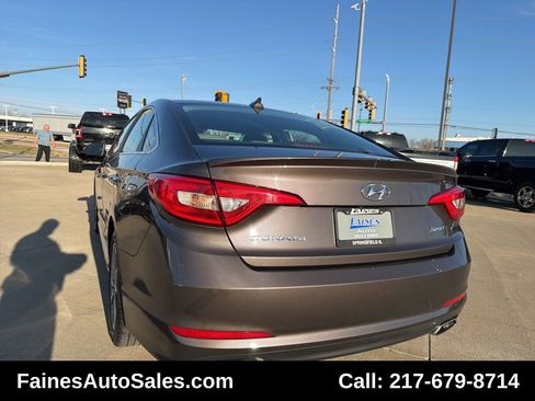 Used 2016 Hyundai Sonata Sport w/ Option Group 02 image 13