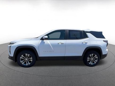 Used 2025 Chevrolet Equinox LT AWD/4WD image 9