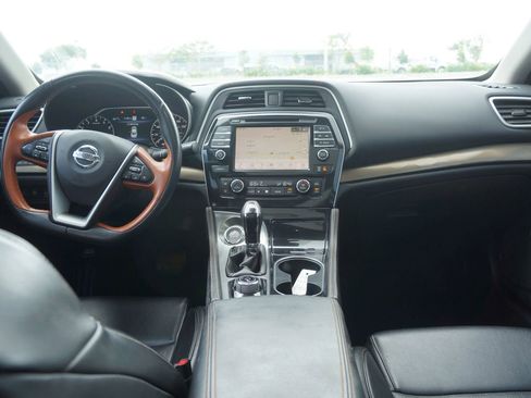 Used 2020 Nissan Maxima Platinum w/ Reserve Package image 23