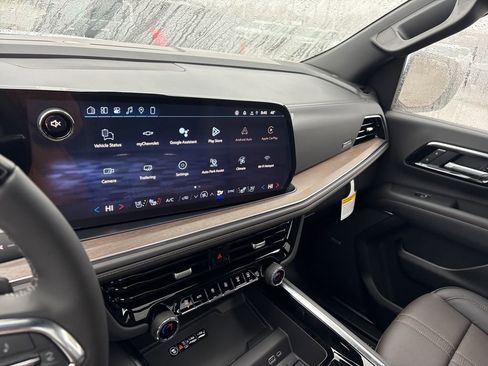 New 2026 Chevrolet Suburban High Country image 27