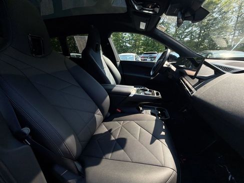 Used 2023 BMW iX xDrive50 AWD/4WD image 25