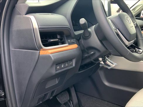New 2026 Toyota Grand Highlander AWD Hybrid image 20