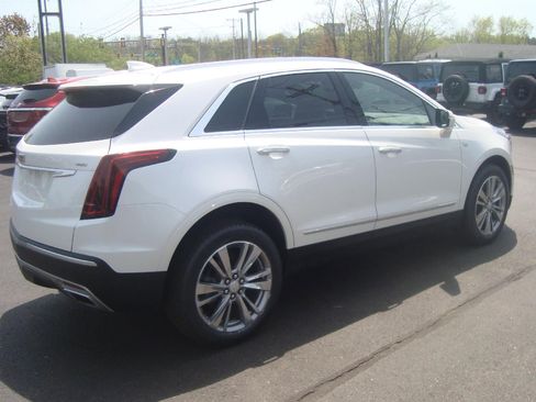 Used 2024 Cadillac XT5 Premium Luxury AWD/4WD image 4