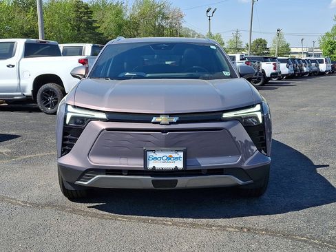 New 2025 Chevrolet Blazer EV LT AWD/4WD image 2