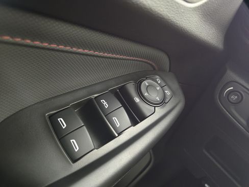 Certified 2023 Chevrolet TrailBlazer RS FWD image 30