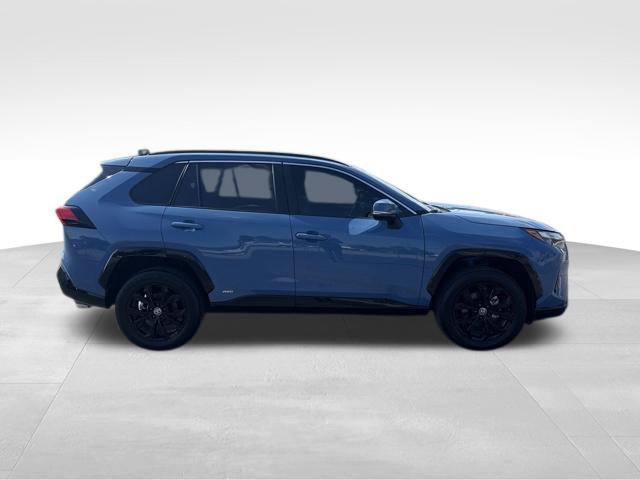 Used 2025 Toyota RAV4 SE AWD/4WD image 6