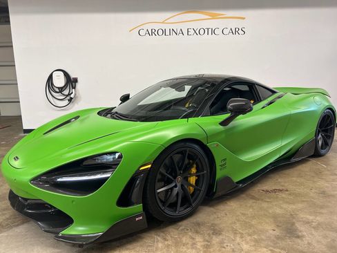 Used 2018 McLaren 720S Performance RWD image 45