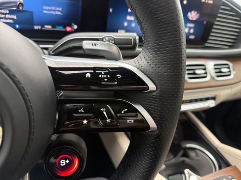 Certified 2025 Mercedes-Benz GLE 53 AMG 4MATIC image 20