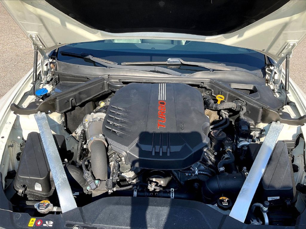 Used 2019 Kia Stinger GT1 RWD image 33