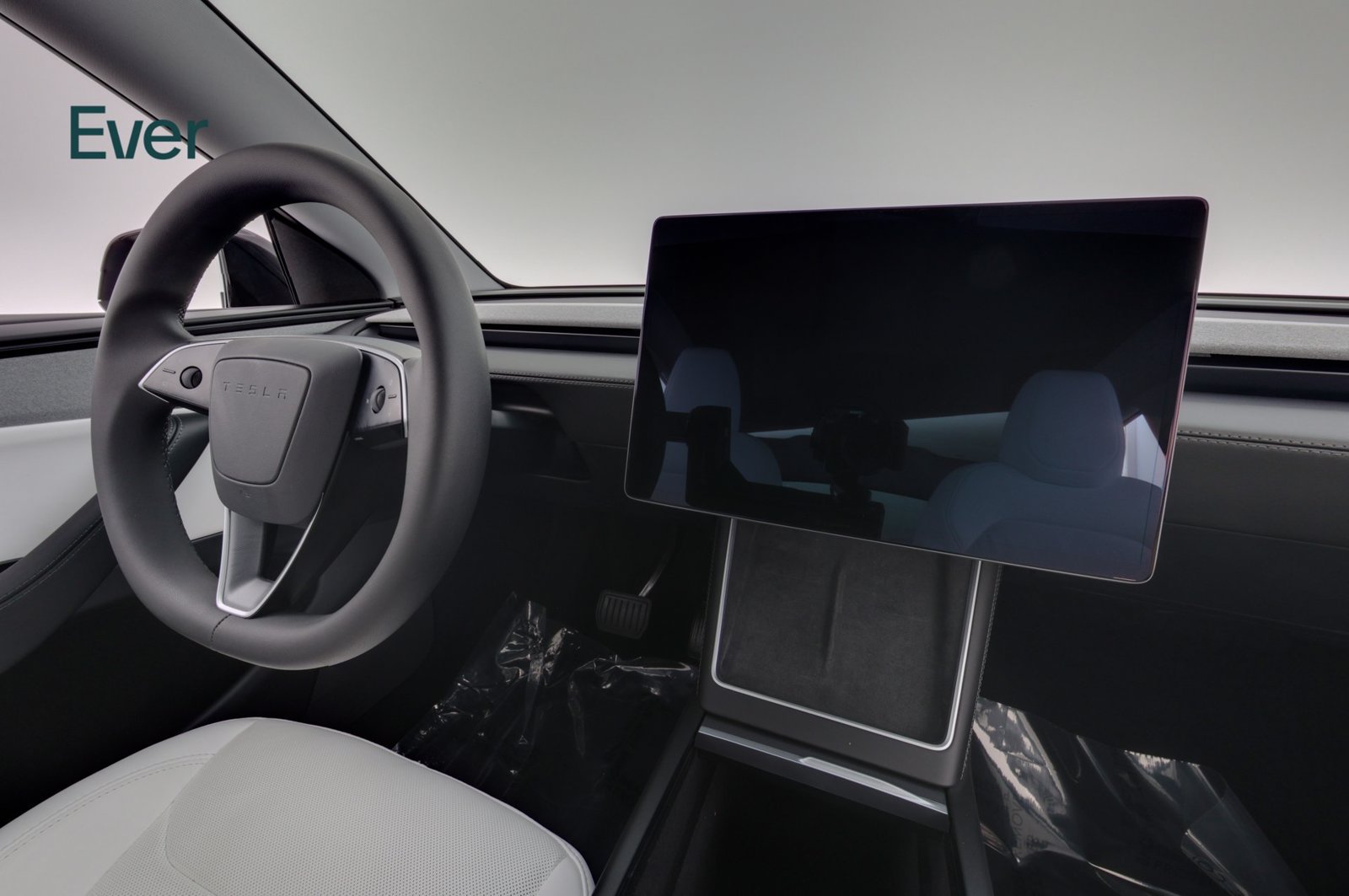 Used 2026 Tesla Model Y AWD image 25