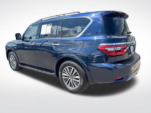 Used 2021 Nissan Armada SL w/ Captain's Chairs Package AWD/4WD image 3