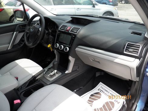 Used 2016 Subaru Forester 2.5i Premium AWD/4WD image 12