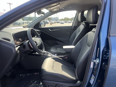 Used 2023 Kia Niro Wind FWD image 30