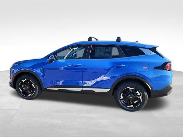 Certified 2026 Kia Sportage EX AWD/4WD image 8