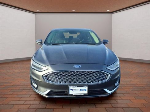 Used 2020 Ford Fusion Titanium image 3