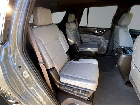 Used 2021 Chevrolet Tahoe Z71 w/ Z71 Off-Road Package image 26