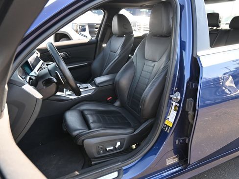 Used 2020 BMW 330i xDrive Sedan AWD/4WD image 18