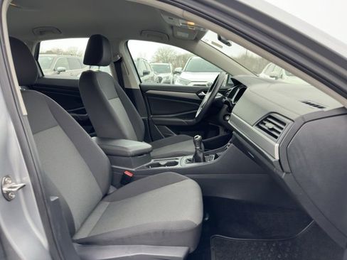 Used 2019 Volkswagen Jetta S w/ Driver Assistance Package image 21