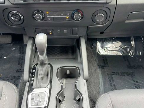 New 2026 Nissan Frontier SV w/ Tow Package image 13