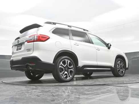 Used 2023 Subaru Ascent Limited AWD/4WD image 29