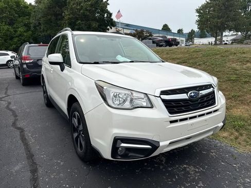 Used 2018 Subaru Forester 2.5i Premium AWD/4WD image 1