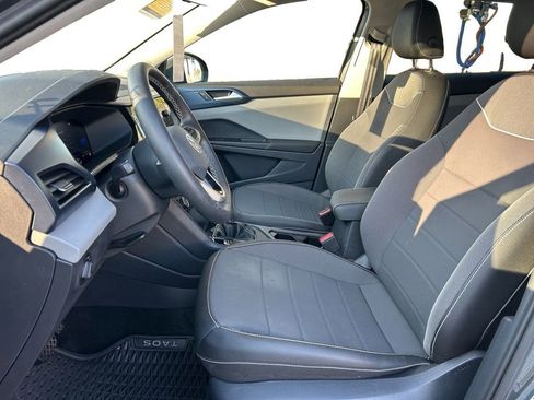Certified 2023 Volkswagen Taos SE image 14