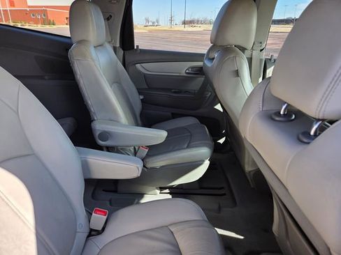Used 2015 Chevrolet Traverse LT AWD/4WD image 47