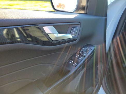 New 2026 Ford Escape ST-Line w/ Cold Weather Package image 19