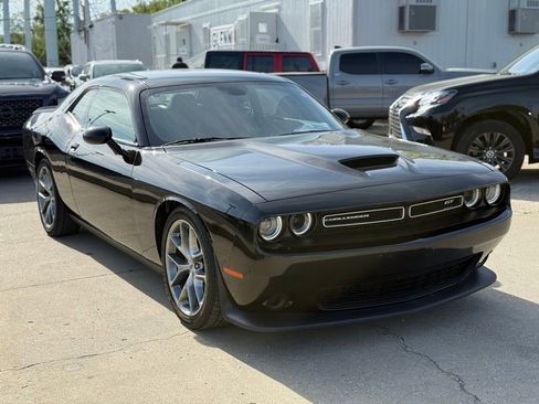 Used 2023 Dodge Challenger GT RWD image 4