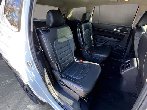 Used 2018 Volkswagen Atlas SEL Premium image 24