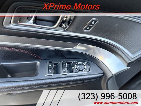 Used 2018 Ford Explorer Sport AWD/4WD image 18