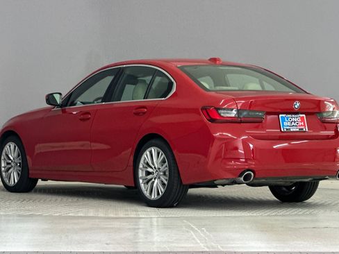 Certified 2024 BMW 330i Sedan w/ Convenience Package RWD image 3