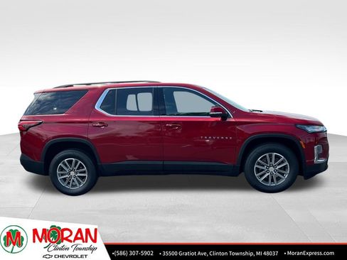 Certified 2023 Chevrolet Traverse LT FWD image 8