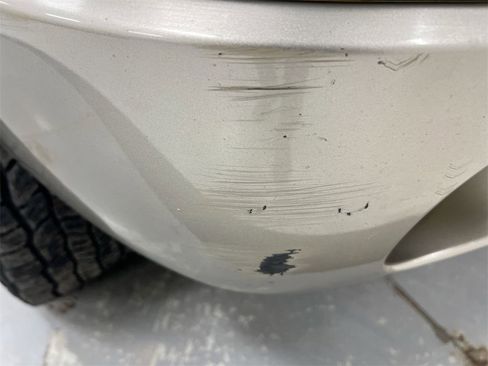 Used 2003 GMC Sierra 2500 SLT w/ SLT Preferred Equipment Group image 28