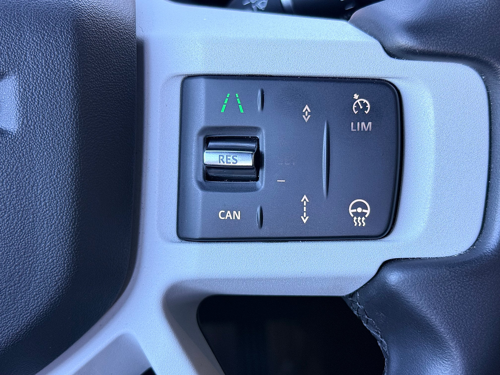 Used 2025 Land Rover Defender 110 S AWD/4WD image 19