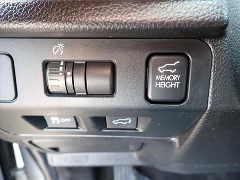 Used 2014 Subaru Forester 2.5i Limited w/ Popular Package #2 image 14