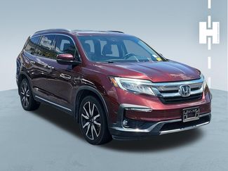 Used 2019 Honda Pilot Touring video 1